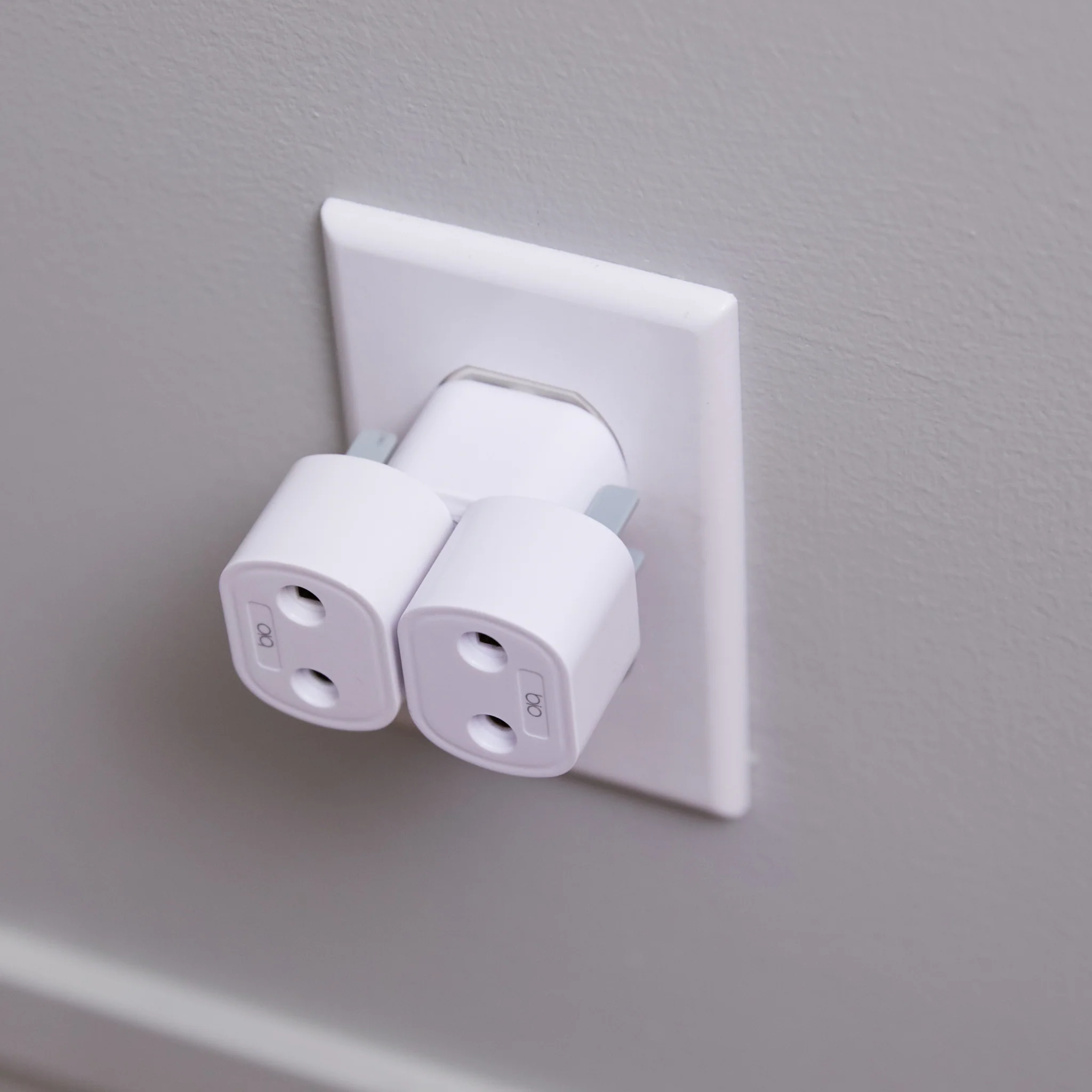 Earthing Safety Adapter U.S. (Type B Wall Outlets) - Image 8